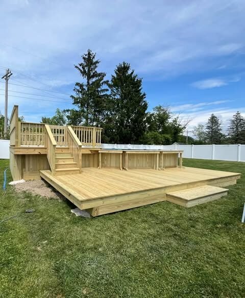 Custom deck built by JM All-Pro Services in Worcester County, Massachusetts